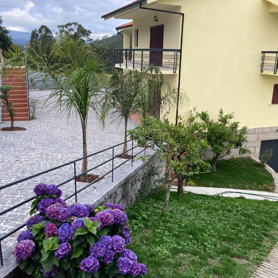 Alojamento Casa Da Pedra Verde Вієйра-ду-Міню Екстер'єр фото