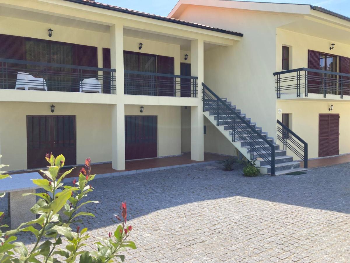 Alojamento Casa Da Pedra Verde Вієйра-ду-Міню Екстер'єр фото