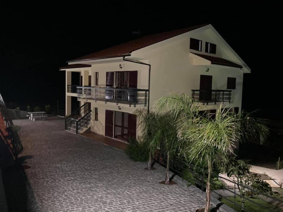 Alojamento Casa Da Pedra Verde Вієйра-ду-Міню Екстер'єр фото