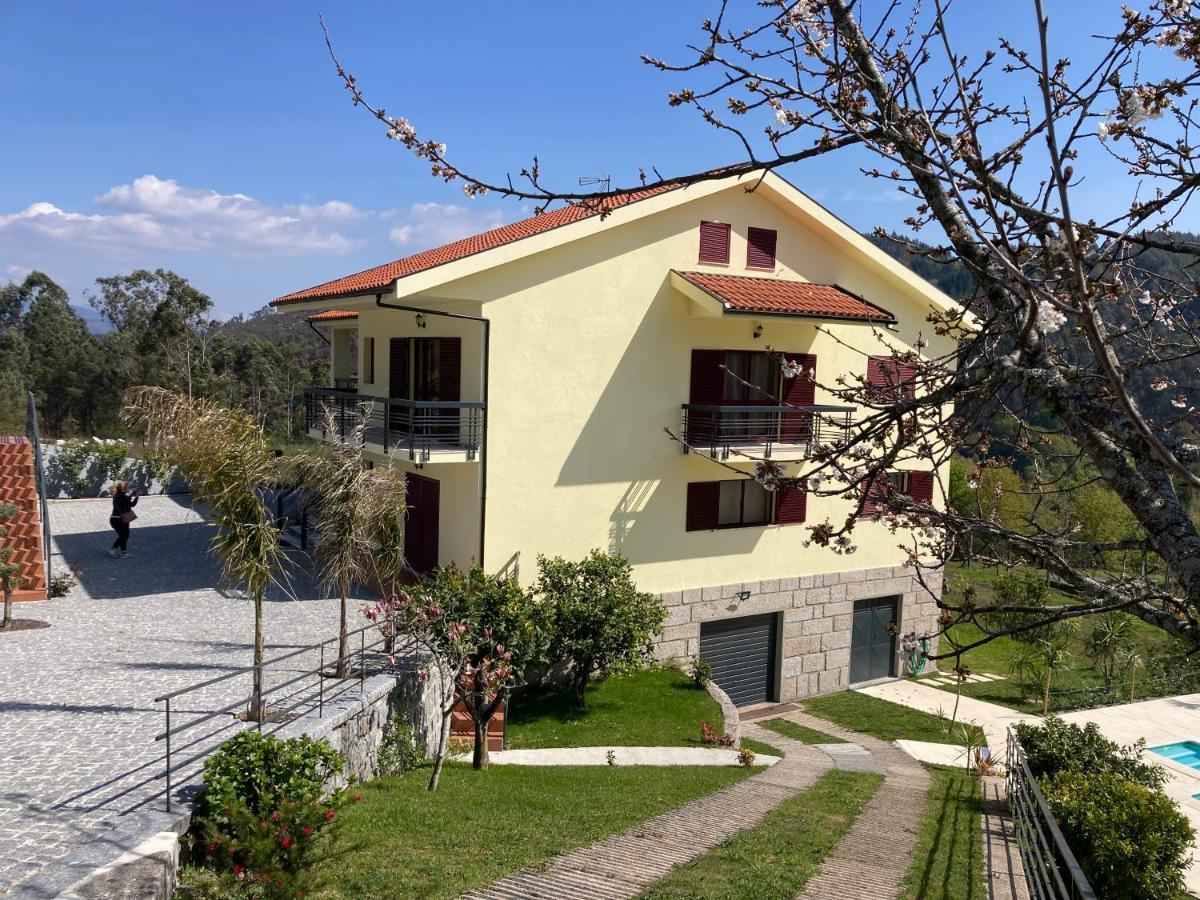 Alojamento Casa Da Pedra Verde Вієйра-ду-Міню Екстер'єр фото
