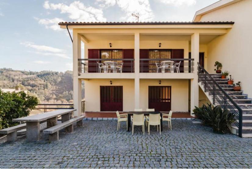 Alojamento Casa Da Pedra Verde Вієйра-ду-Міню Екстер'єр фото